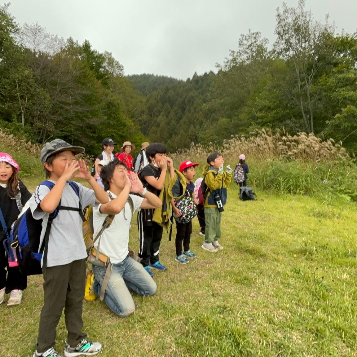 みんなで大きな声で「ヤッホー」。普段できない体験をしました