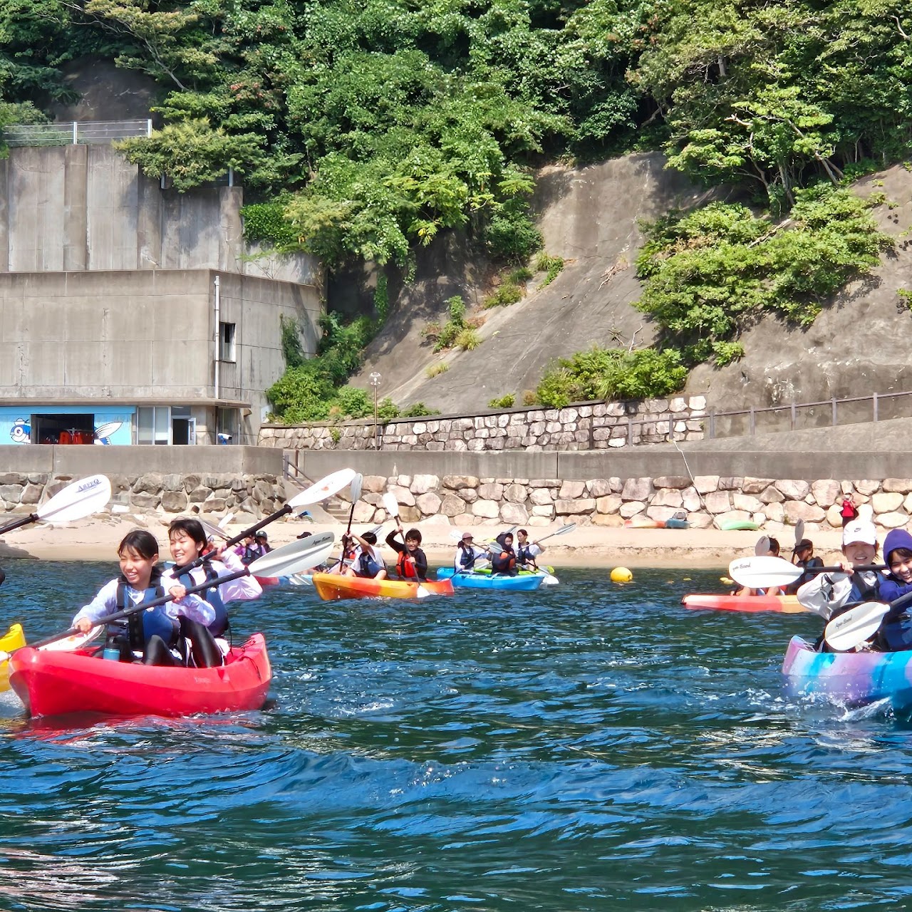 シーカヤックは海上の自転車