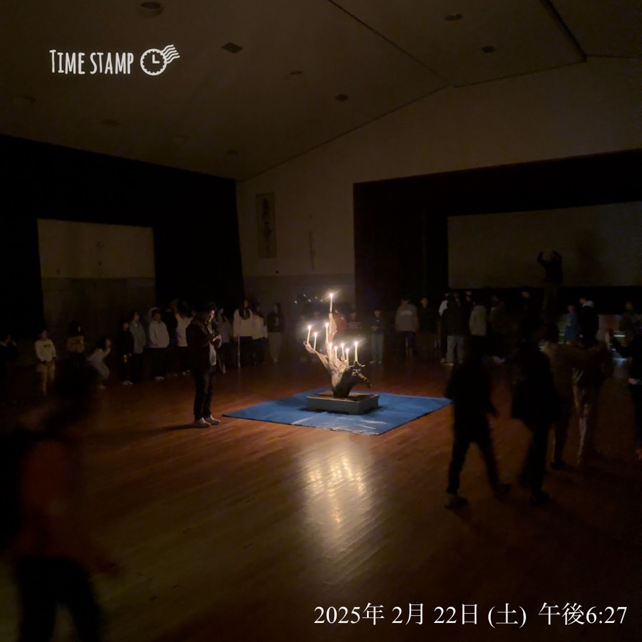 夜はみんなでキャンドルの集いを楽しみました