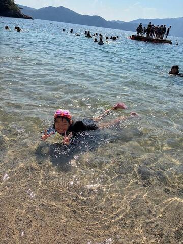 みんなで海遊び